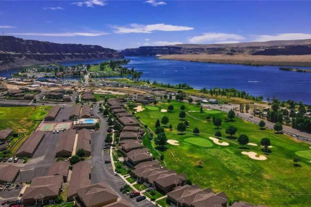 Sunserra Villa! Movie Room, Family Friendly, Bbqs, Pools, Free Golf! Quincy Extérieur photo